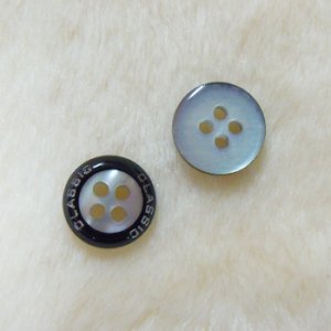 画像1: アクリルボタン　CLASSIC(4穴)　11mm　ブラック 【10ヶ入】 (1)