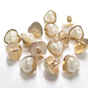 画像2: パールボタン ハート(裏穴) 13mm ホワイト 【5ヶ入】 (2)