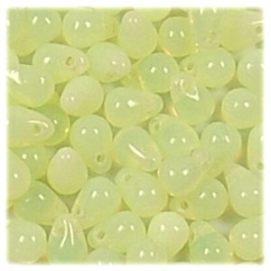 画像1: チェコ　ティアドロップ　4×6mm　ミルキージョンキル 【20ヶ入】 (1)