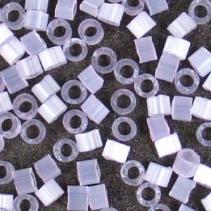 画像2: MIYUKI デリカビーズ DB675 【3g入(約600粒)】 (2)