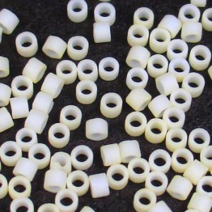 画像2: MIYUKI デリカビーズ DB1511 【3g入(約600粒)】 (2)