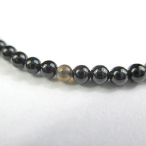 画像3: 天然石 1本販売 2mm ブラックオニキス 【約19cm(約90〜100粒)】 (3)
