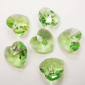 画像2: スワロフスキー＃6228　10.3×10mm　ペリドット 【4ヶ入】 (2)