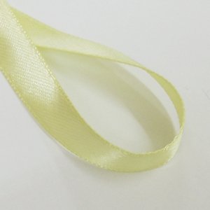 画像2: 中国製片面サテンリボン 《10mm》 クリームイエロー 【2m入】 (2)