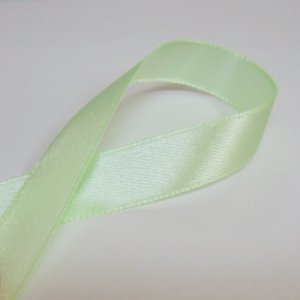 画像2: 中国製片面サテンリボン 《13mm》 ライトグリーン 【2m入】 (2)