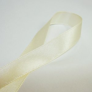 画像2: 中国製片面サテンリボン 《13mm》 クリーム 【2m入】 (2)