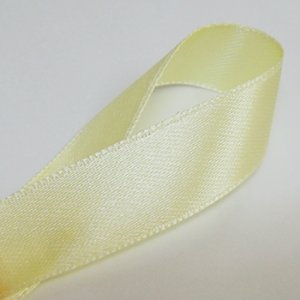 画像2: 中国製片面サテンリボン 《15mm》 クリームイエロー 【2m入】 (2)